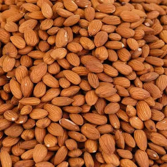 Premium Raw Almonds - প্রিমিয়াম কাঠবাদাম
